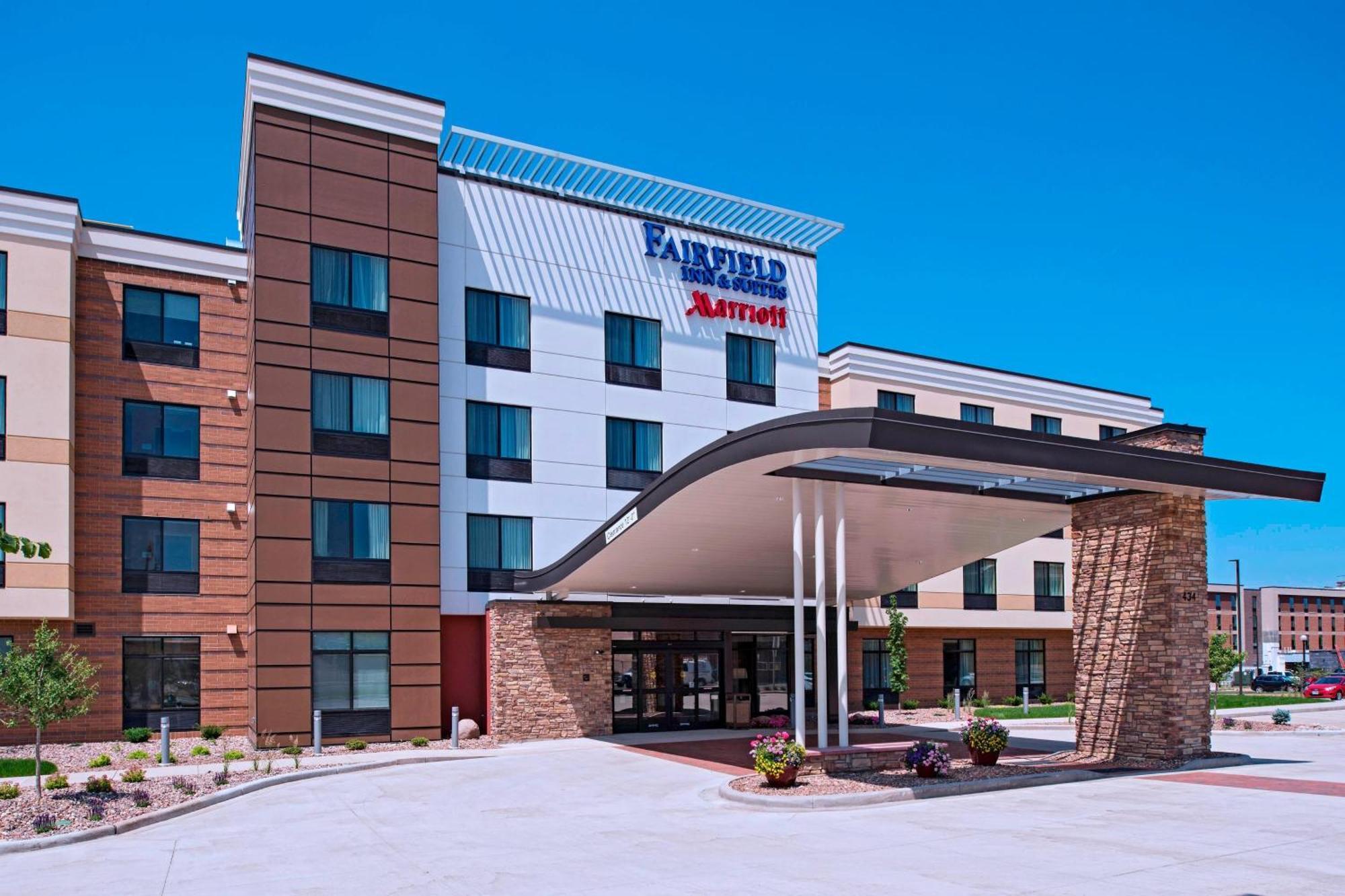 Fairfield Inn & Suites By Marriott La Crosse Downtown Exterior foto